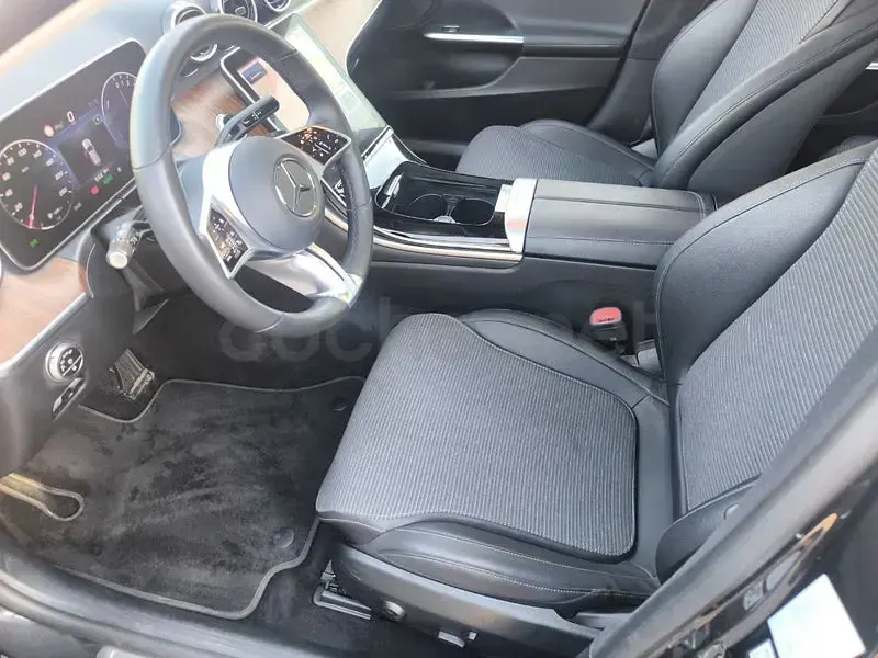 Usado Mercedes C300e 313 CV (230 kW) 2023 Gris / plata Familiar