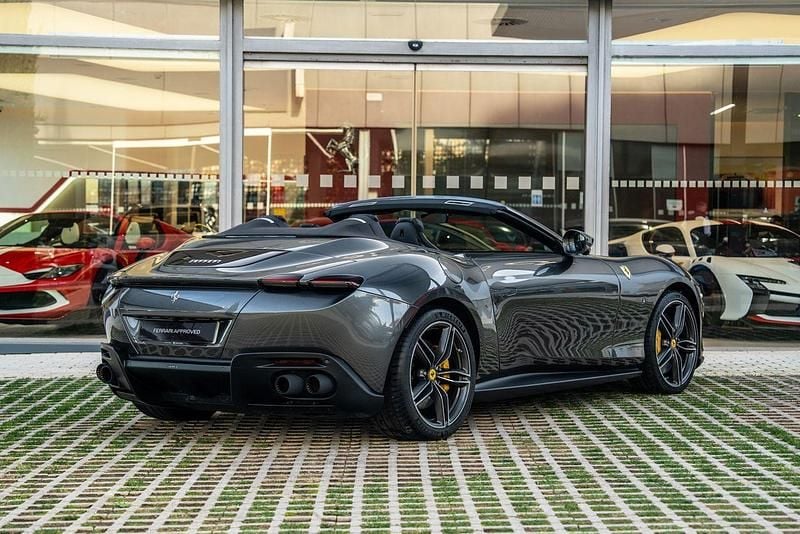 Nuevo Ferrari Roma 628 CV (461 kW) 2025 Gris Descapotable
