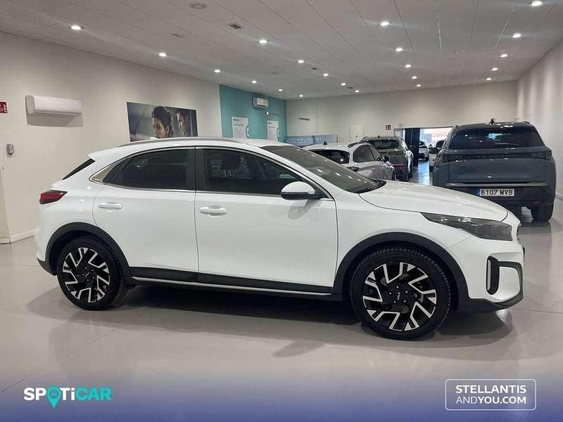Usado Kia XCeed 101 CV (74 kW) 2024 Blanco SUV