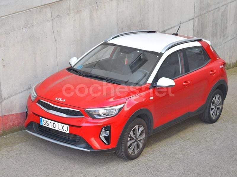 Rojo Usado 2022 Kia Stonic SUV | 9900 € (Super precio) - Imagen 1/4