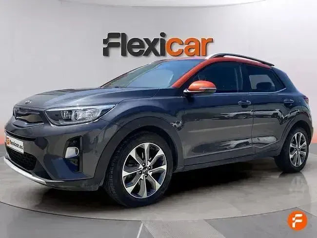 Usado Kia Stonic 120 CV (88 kW) 2018 Gris SUV