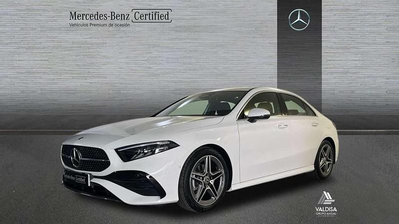Usado 2024 Mercedes A200 Berlina | 34.717 € (Un poco caro) - Imagen 1/4