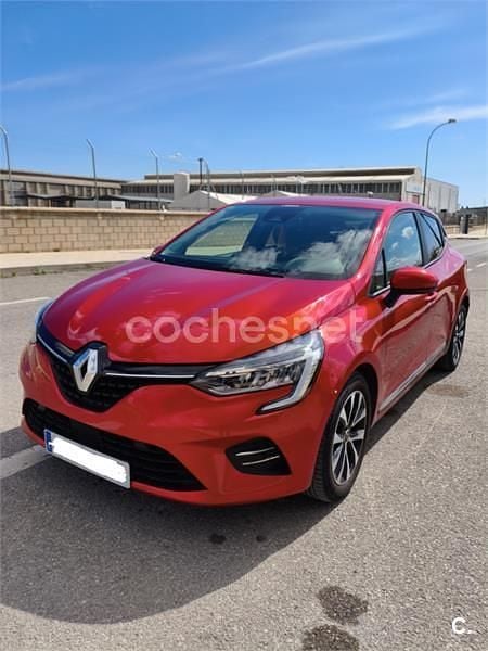 Usado Renault Clio V Intens 100 CV (73 kW) 2020 Rojo Berlina