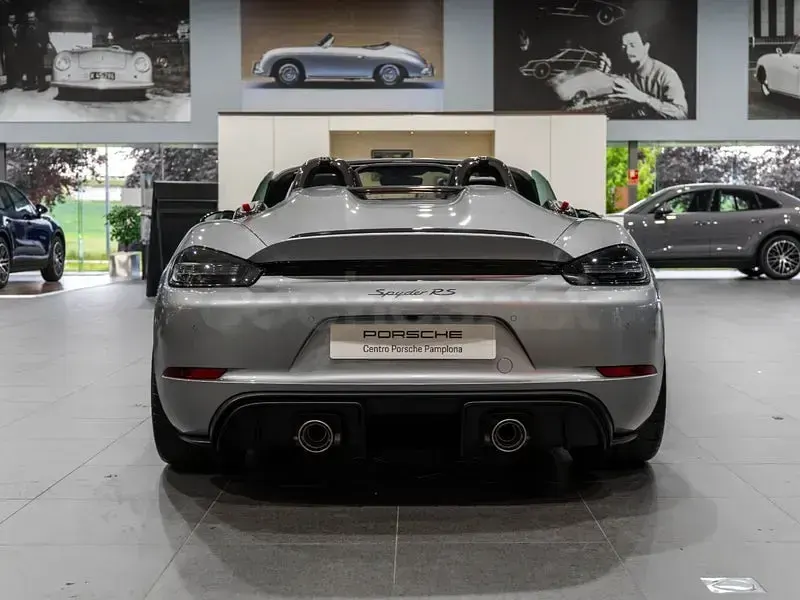 Nuevo Porsche 718 500 CV (367 kW) 2025 Gris / plata Descapotable