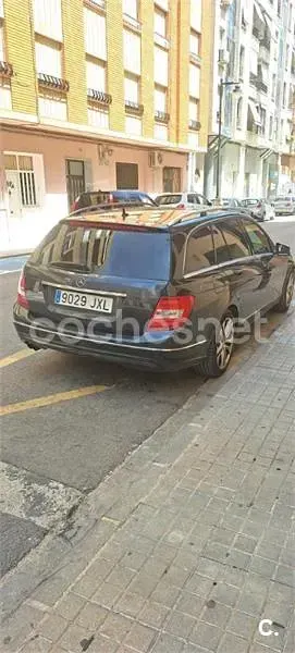 Usado Mercedes C180 Avantgarde 120 CV (88 kW) 2011 Negro Familiar