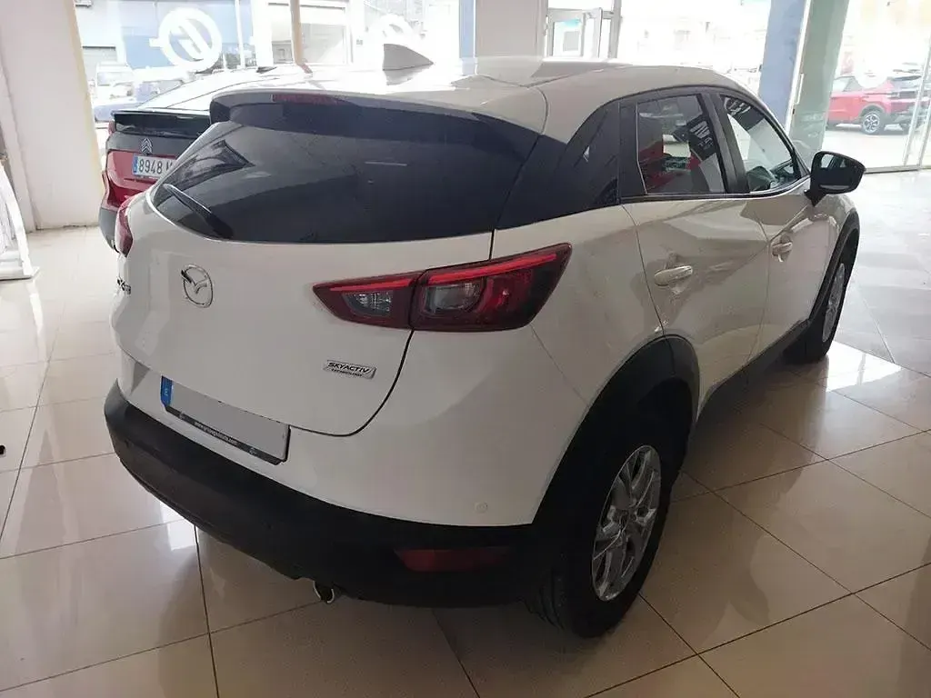 Usado Mazda CX-3 Style+ 105 CV (77 kW) 2017 Blanco SUV