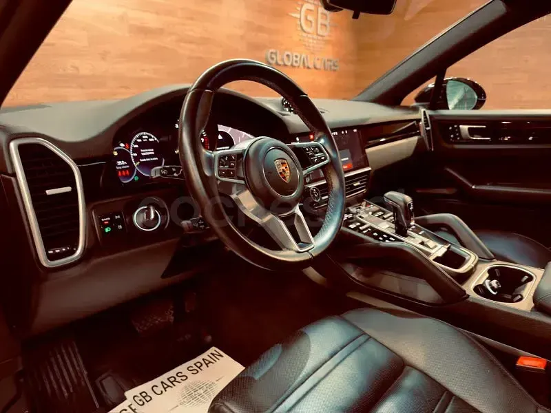 Usado Porsche Cayenne 462 CV (339 kW) 2021 Negro SUV