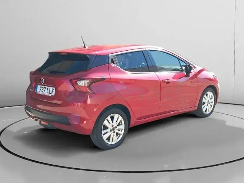 Usado Nissan Micra Acenta 100 CV (73 kW) 2020 Rojo Utilitario