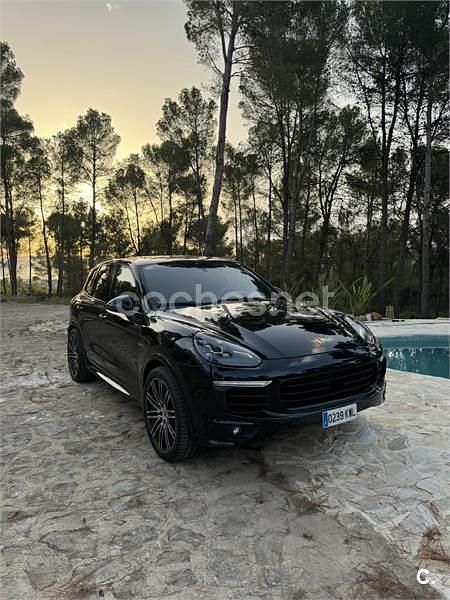 Usado Porsche Cayenne S E-Hybrid Platinum Edition 416 CV (305 kW) 2018 Negro SUV