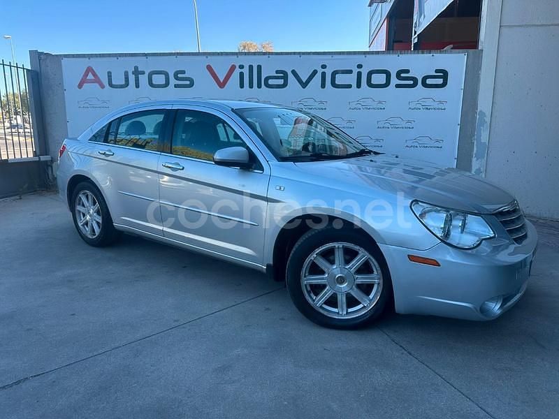 Gris / plata Usado 2009 Chrysler Sebring Limited Berlina | 5500 € - Imagen 1/4