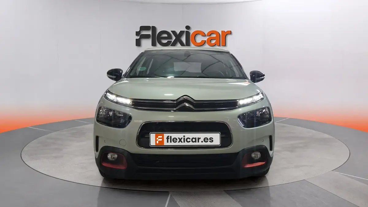 Używany Citroën C4 Feel 130 KM (95 kW) 2018 Biały Sedan/Limuzyna