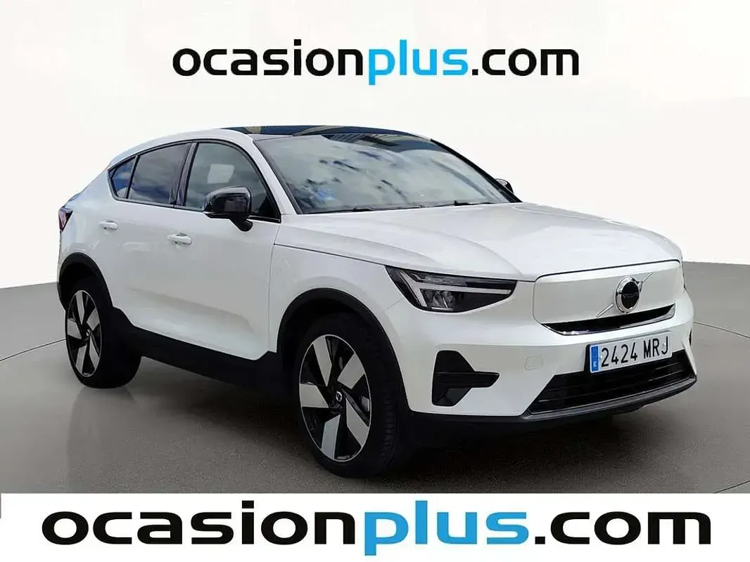 Begagnad Volvo EC40 Plus 185 kW (252 HK) 2024 Vit SUV
