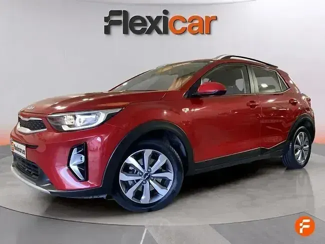 Usado Kia Stonic 84 CV (61 kW) 2023 Rojo SUV