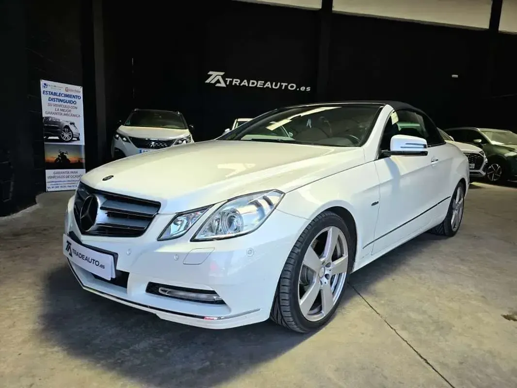 Usado Mercedes E350 265 CV (194 kW) 2012 Blanco Descapotable