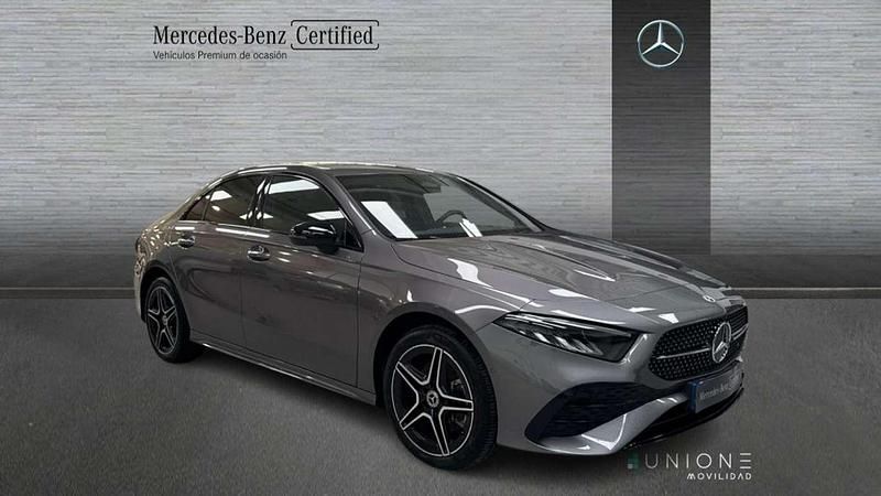 Usado Mercedes A250 163 CV (119 kW) 2025 Berlina