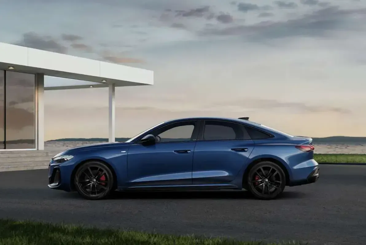 Nuevo Audi A5 Ambiente 204 CV (150 kW) 2026 Azul Berlina