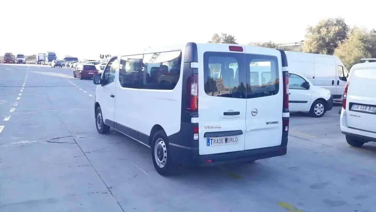Usado Opel Vivaro S 120 CV (88 kW) 2019 Blanco Monovolumen