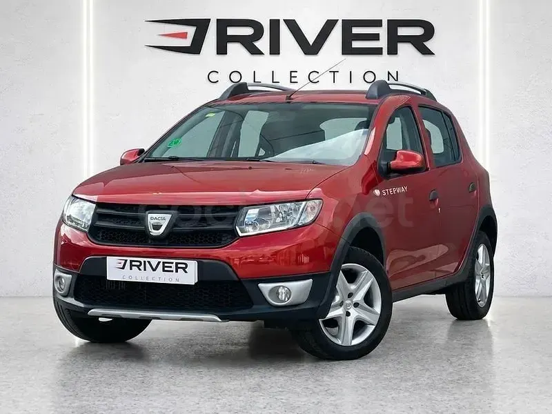 Usado Dacia Sandero Stepway 90 CV (66 kW) 2015 Rojo Berlina