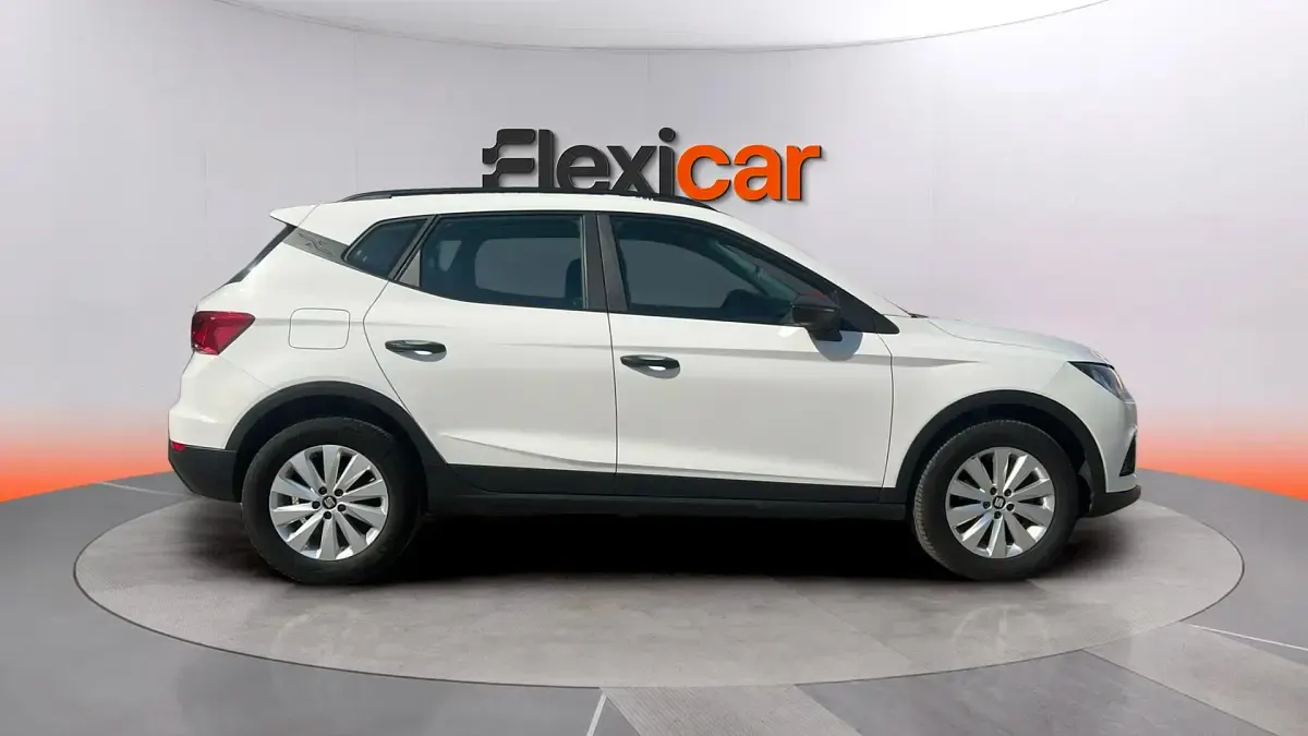 Usado Seat Arona 95 CV (69 kW) 2020 Blanco SUV