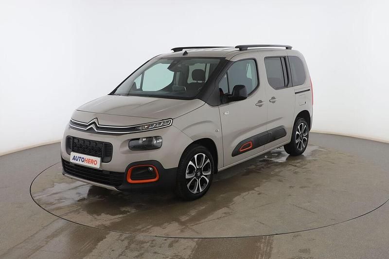 Gris Usado 2021 Citroën Berlingo Shine Monovolumen | 21.199 € (Precio justo) - Imagen 1/3