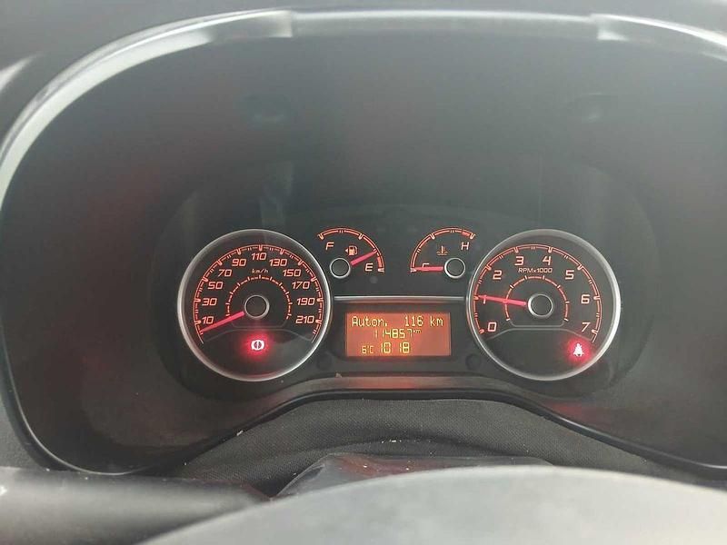 Usado Fiat Doblò 95 CV (69 kW) 2019 Blanco Monovolumen