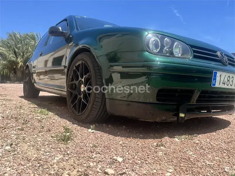 Usado VW Golf IV Highline 110 CV (80 kW) 2000 Verde Berlina