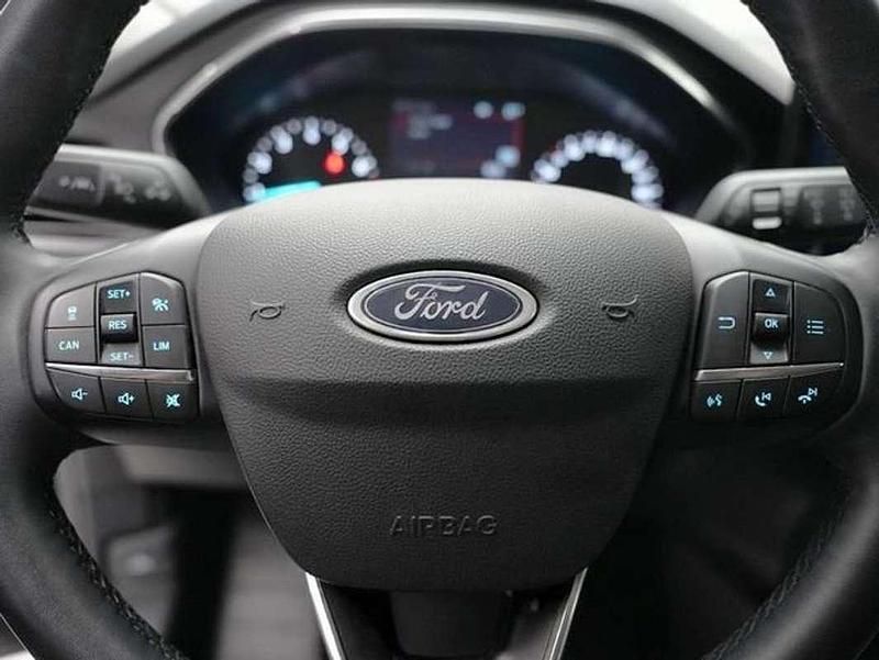 Usado Ford Focus Active 125 CV (91 kW) 2024 Blanco Berlina