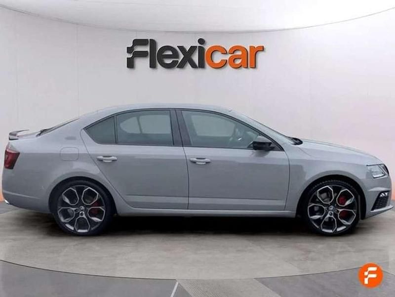 Usado Skoda Octavia RS 230 CV (169 kW) 2017 Gris Utilitario