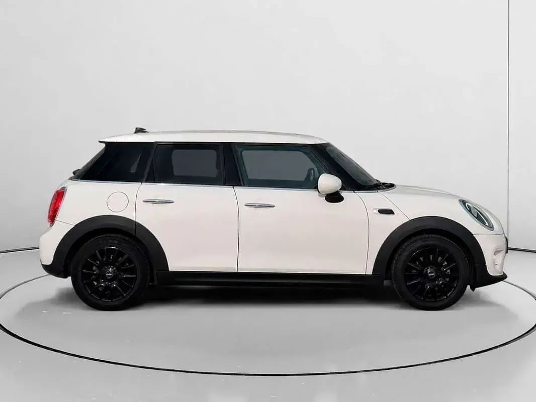Usado Mini ONE 102 CV (75 kW) 2019 Blanco Utilitario