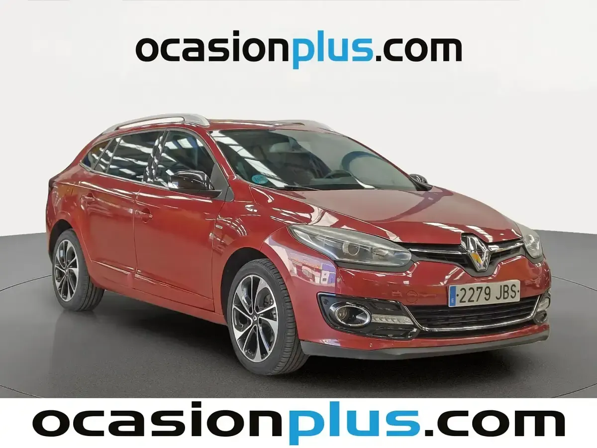 Usado Renault Mégane GrandTour Bose Edition 132 CV (97 kW) 2014 Rojo Familiar