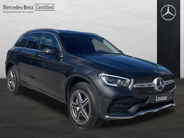 Usado Mercedes GLC300e AMG line 306 CV (225 kW) 2021 Gris grafito SUV