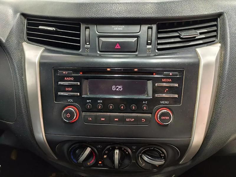 Usado Nissan Navara Visia 160 CV (117 kW) 2017 Recogida