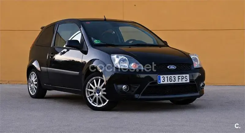 Usado Ford Fiesta Sport 100 CV (73 kW) 2007 Negro Utilitario