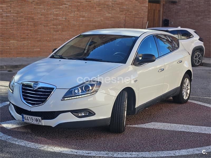 Usado Lancia Delta Silver 105 CV (77 kW) 2012 Blanco Utilitario