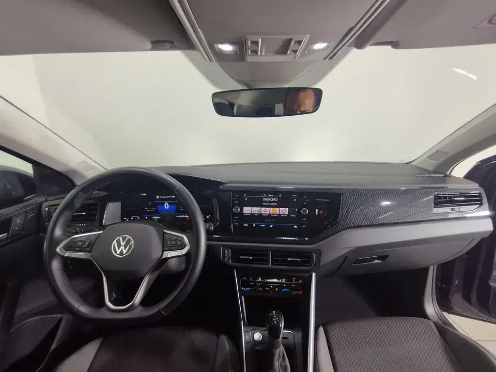 Usado VW Taigo 116 CV (85 kW) 2025 Gris SUV