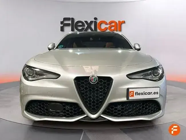 Usado Alfa Romeo Giulia Veloce 280 CV (205 kW) 2021 Blanco Berlina