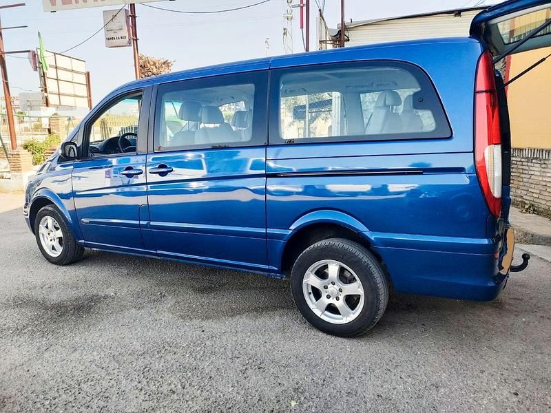 Usado Mercedes Viano 150 CV (110 kW) 2007 Azul Monovolumen