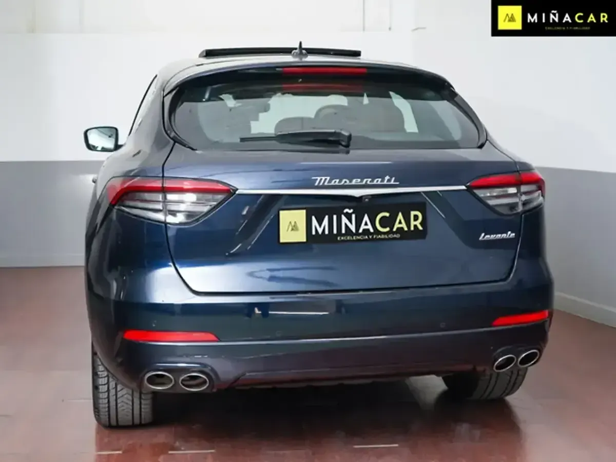 Usado Maserati Levante GT 330 CV (242 kW) 2022 Azul SUV