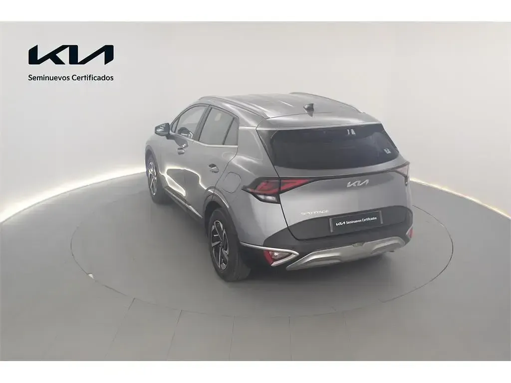 Usado Kia Sportage 136 CV (100 kW) 2024 Gris plata SUV