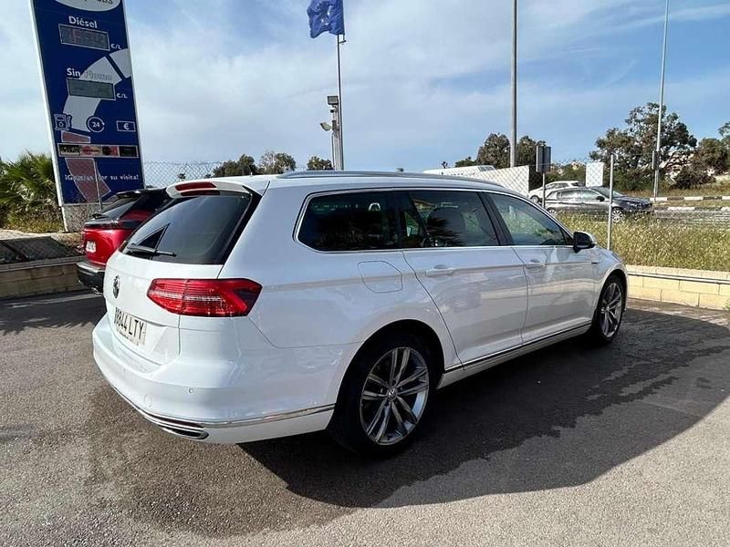 Usado VW Passat Sportline 239 CV (175 kW) 2015 Blanco Berlina