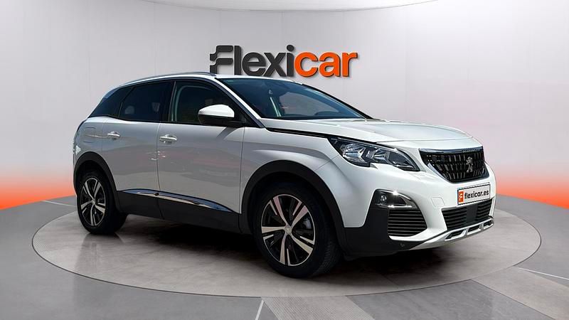 Usado Peugeot 3008 Allure 131 CV (96 kW) 2019 Blanco SUV