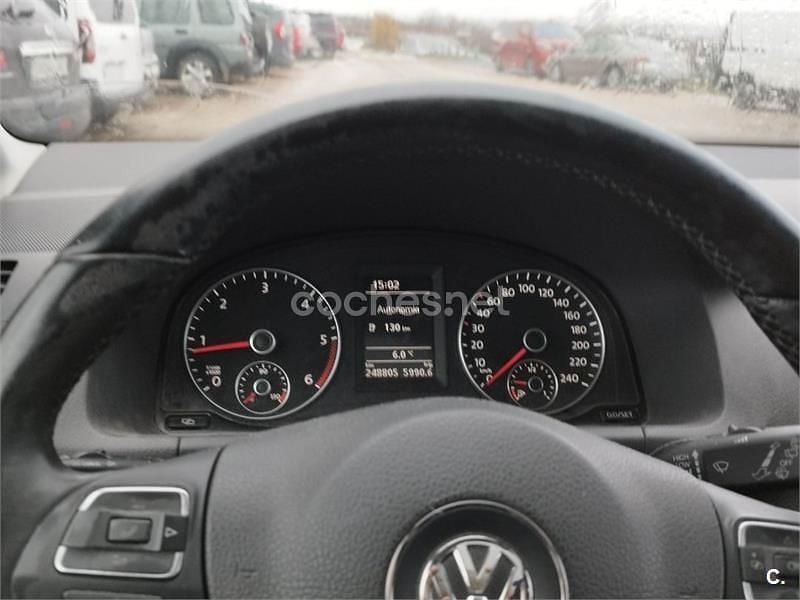 Usado VW Touran Sport 140 CV (102 kW) 2011 Blanco Monovolumen