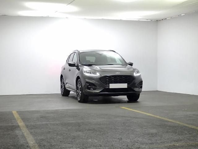 Usado Ford Kuga ST-Line 225 CV (165 kW) 2021 Gris SUV