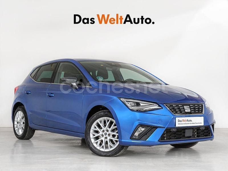 Azul Usado 2024 Seat Ibiza Berlina | 17.900 € (Precio justo) - Imagen 1/4