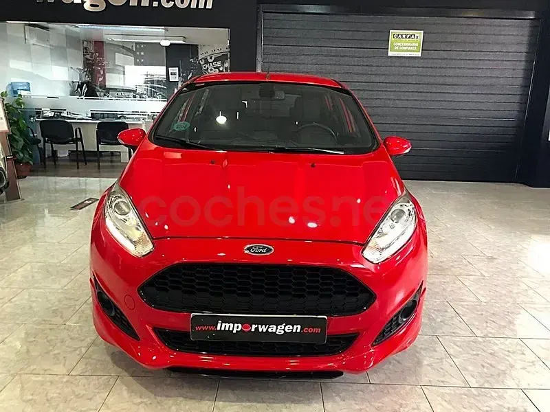 Usado Ford Fiesta ST-Line 100 CV (73 kW) 2017 Rojo Utilitario