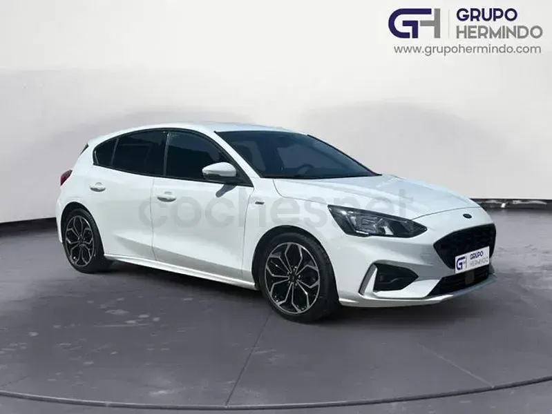 Usado Ford Focus ST-Line 125 CV (91 kW) 2022 Blanco Berlina