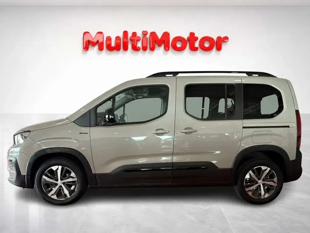 Usado Peugeot Rifter GT-line 99 CV (72 kW) 2018 Beige Monovolumen