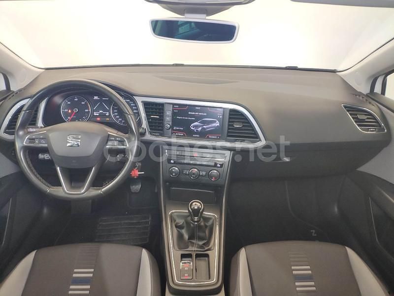 Usado Seat Leon Style 115 CV (84 kW) 2019 Blanco Berlina