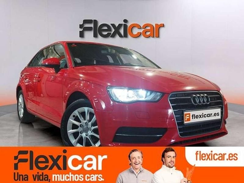 Usado Audi A3 Sportback 116 CV (85 kW) 2016 Rojo Utilitario