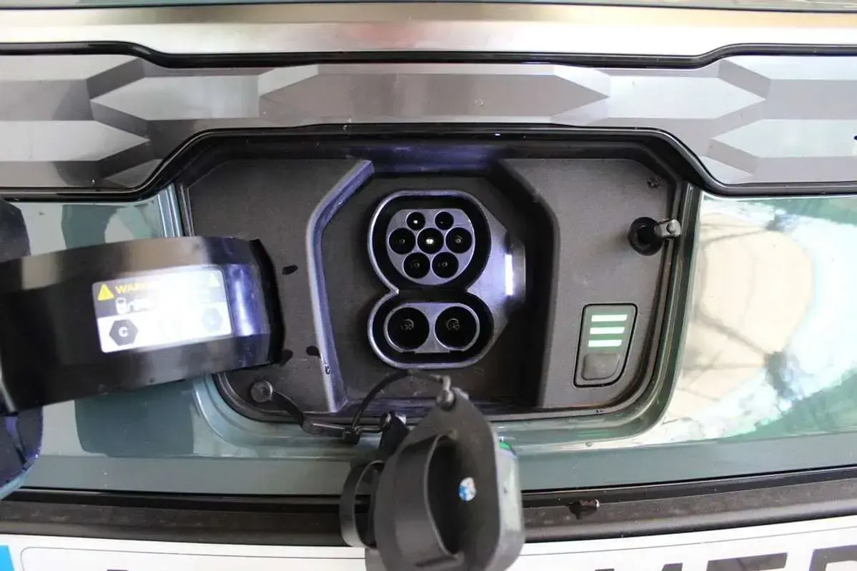 Usado Kia e-Niro 150 kW (204 CV) 2023 Verde SUV